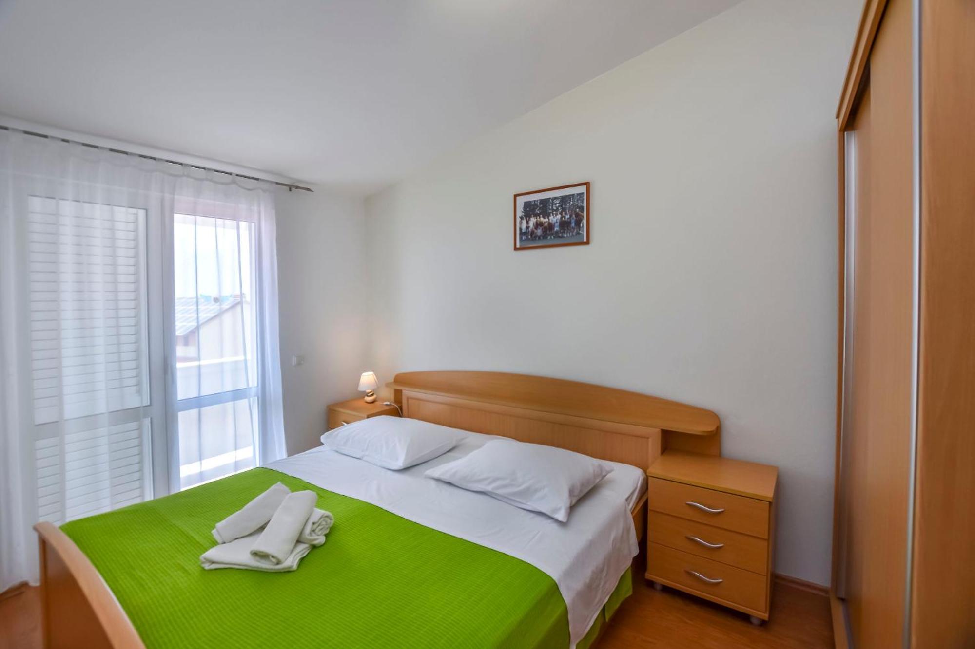 Apartments Jasna Primosten Bagian luar foto